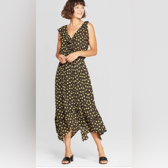 Who What Wear Dresses & Skirts - Who What Where Yellow and Black Tulip Flower Print Handkerchief Hemline Size S